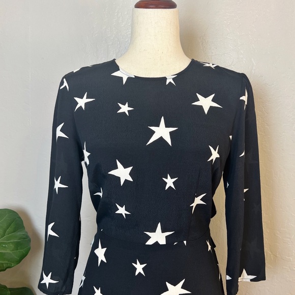 •K/LAB• Black / White Star Print Crepe Open Back Ruffle Mini Dress Size S‎ - Picture 4 of 14